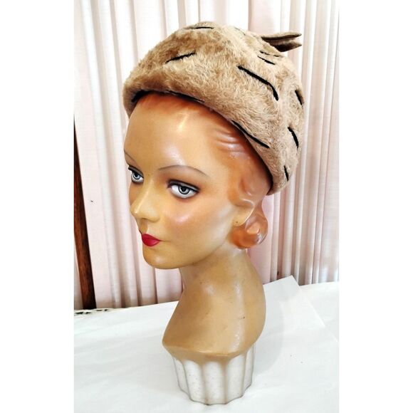 Vintage 1960s Saks Fifth Avenue Fur Felt Hat by Selene Italy - Picture 1 of 5